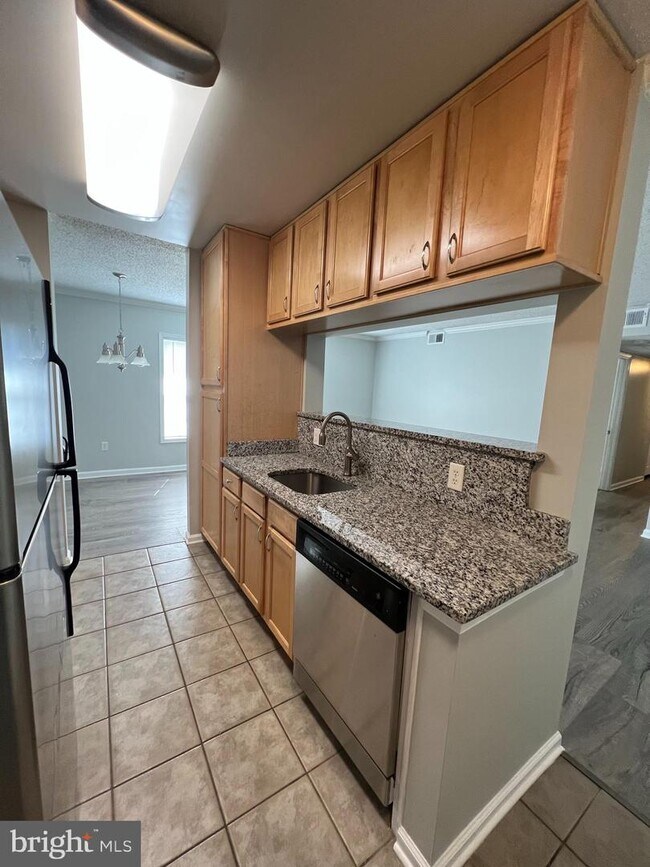 Building Photo - 15597 Horseshoe Ln