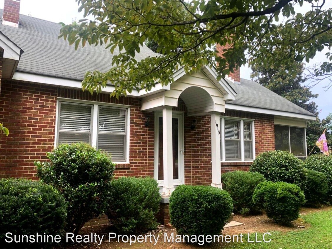 Foto principal - 3 br, 1 bath House - 1913 S Highway 119