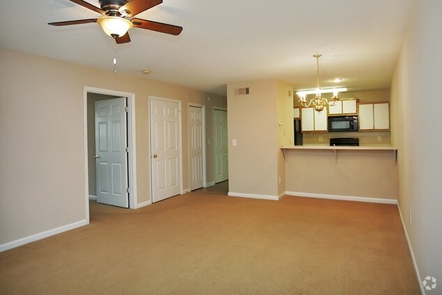 Sala de estar - Faris Residences Newnan