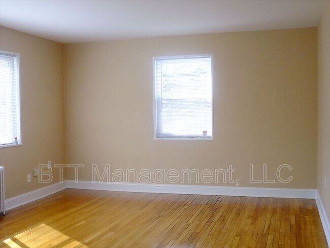 Building Photo - 4013 38th St