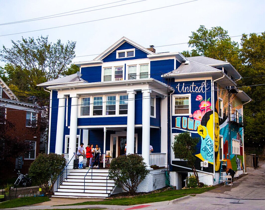 720 N Dubuque St, Iowa City, IA 52245 Apartments Iowa City, IA