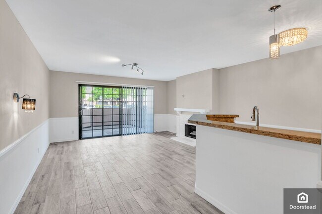 Foto del edificio - 3663 S Bear St