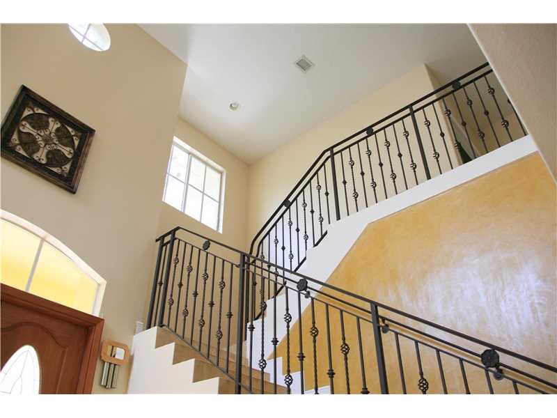 Foto principal - 2278 NE 122nd St