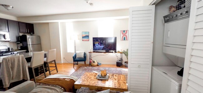 Foto del edificio - 1608 N Bosworth Ave