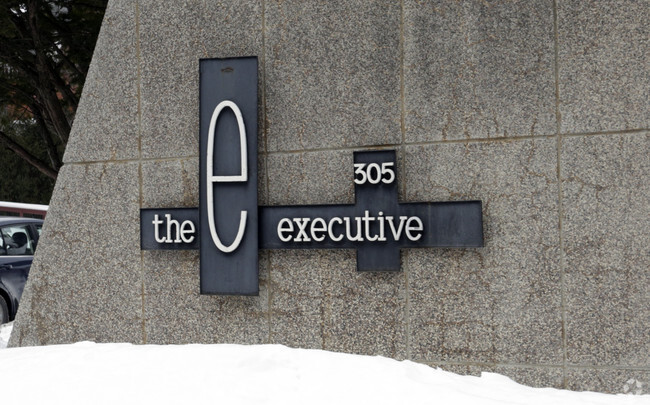 Building Photo - The Executive