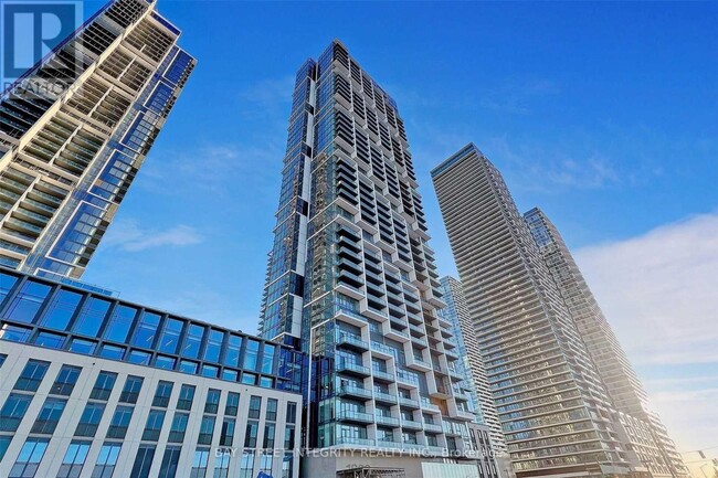 Photo du bâtiment - 1000-1000 Portage Pkwy