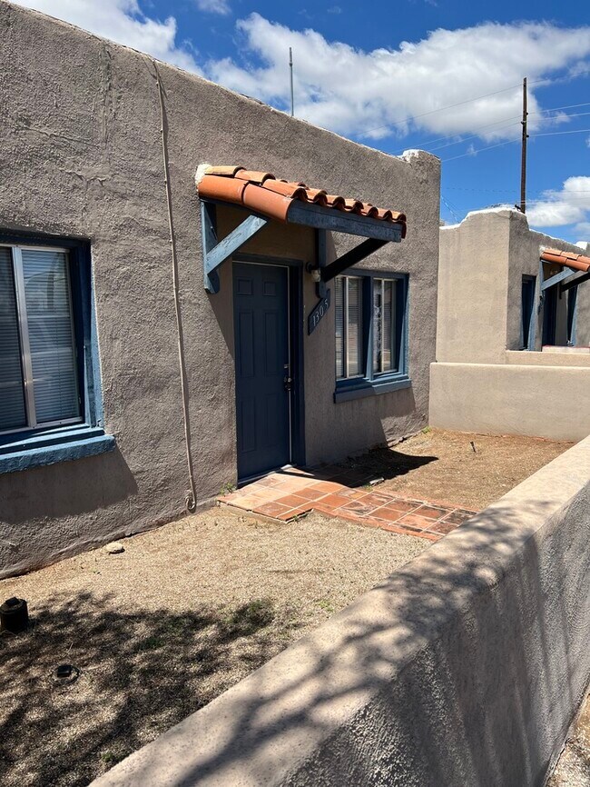 Foto del edificio - 1305 N Columbus Blvd