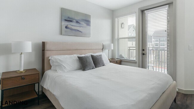 Foto del edificio - 91 Jensen Dr