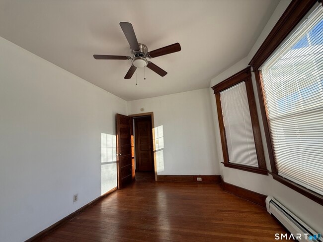 Building Photo - 859 Edgewood Ave