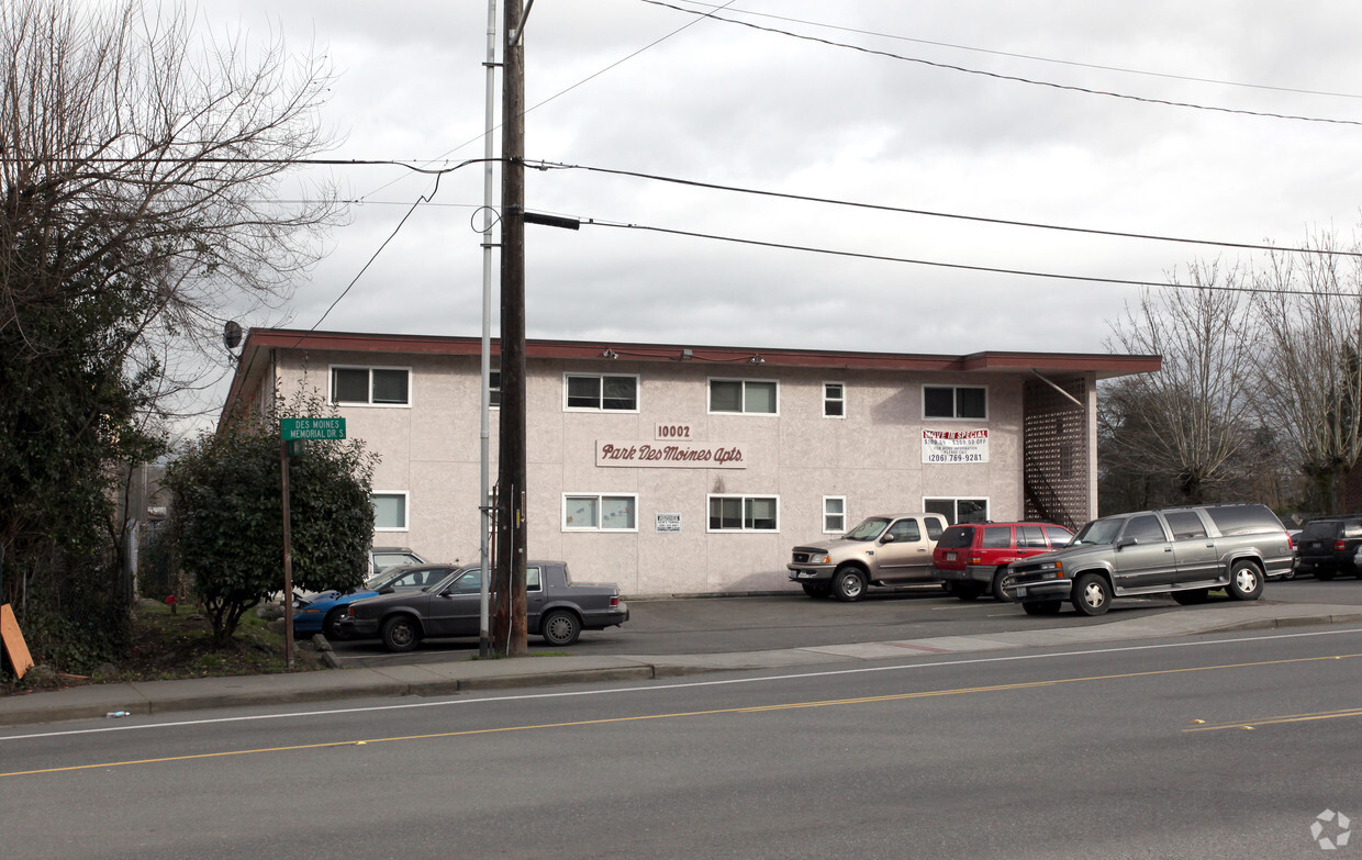 Building Photo - Park Des Moines Apartments