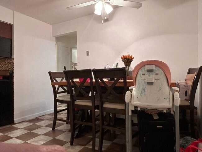Foto del edificio - 260 E 238th St