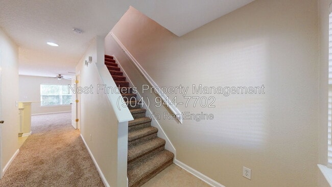 Building Photo - 1002 N Black Cherry Dr