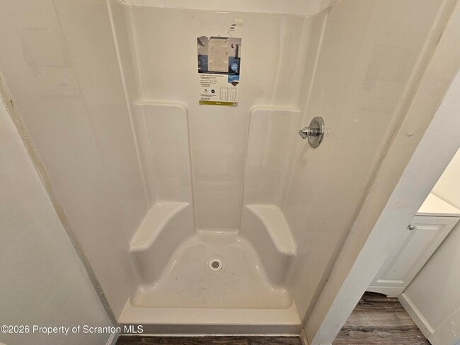 Foto del edificio - 366 Salsburg St