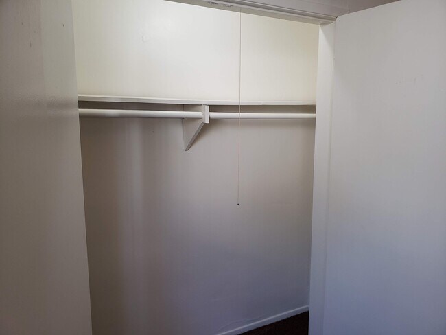 Armario grande - Mar Vista-Palms Apartments