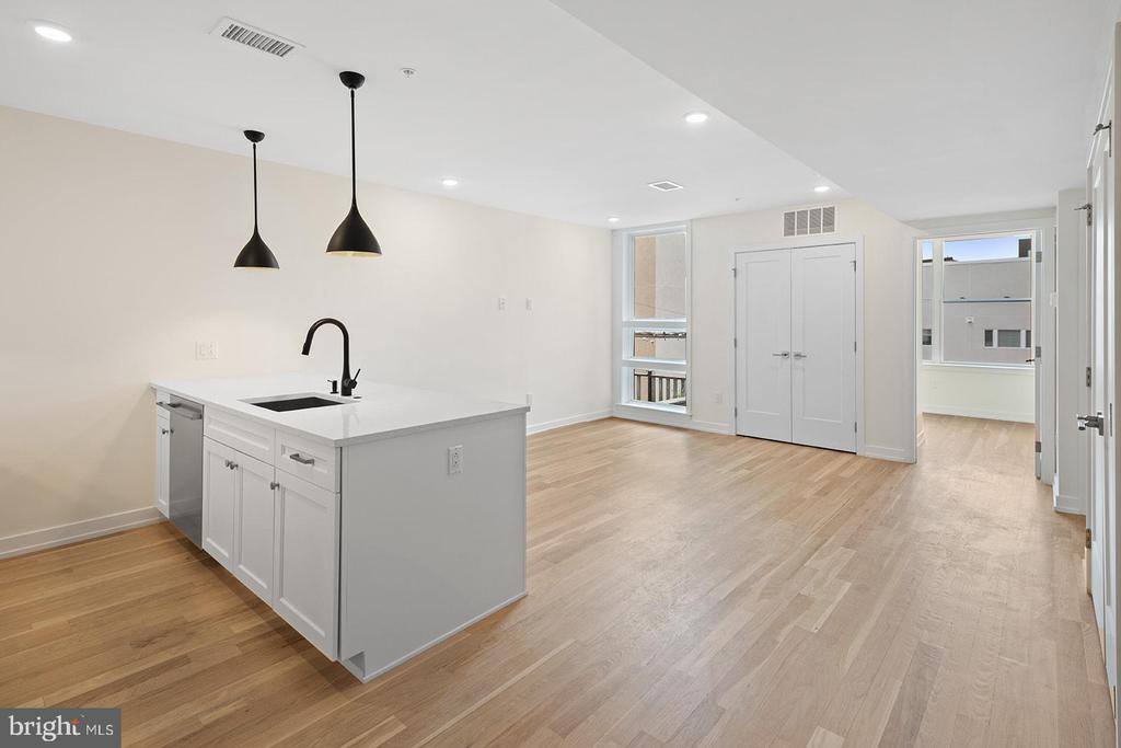 Foto principal - 806 N 2nd St