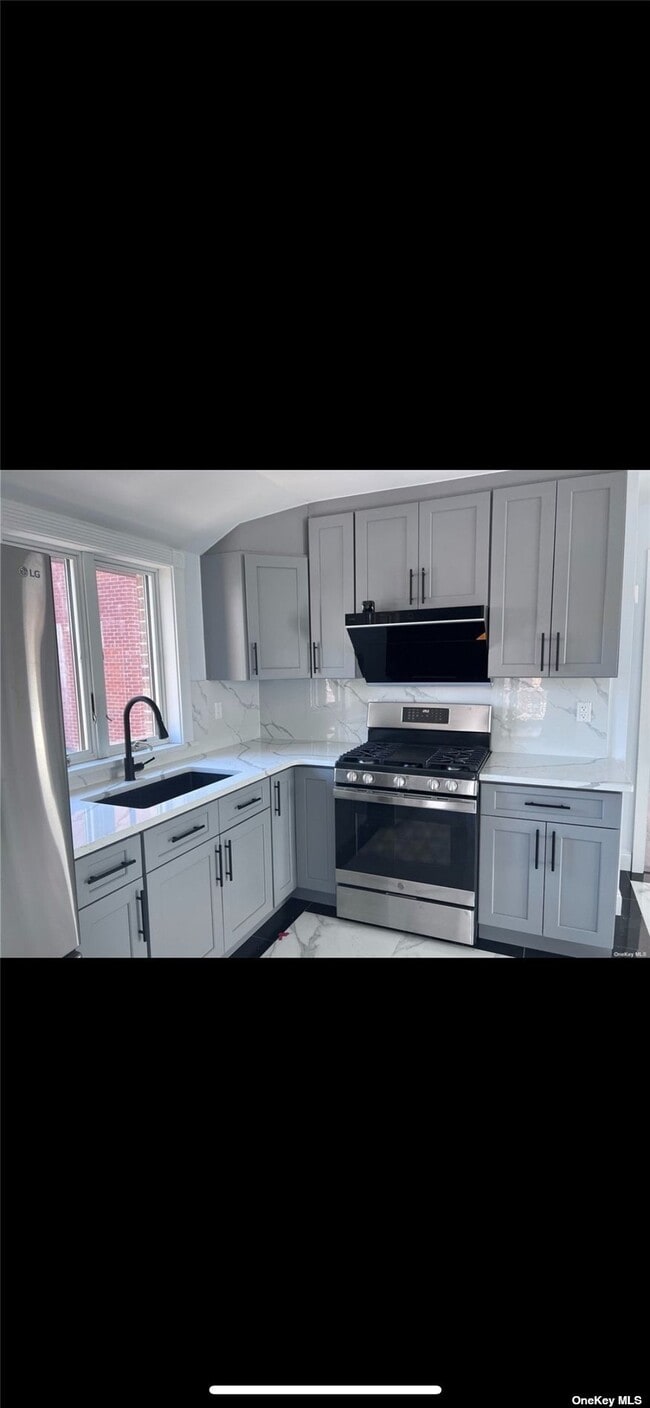 Foto del edificio - 156-14 59th Ave