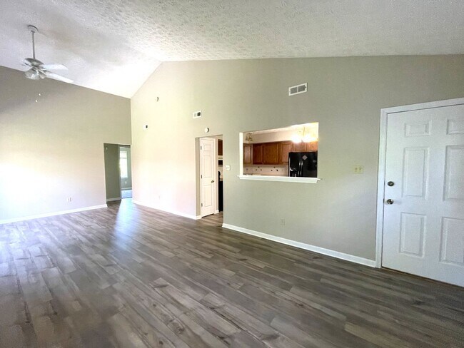 Foto del edificio - Cute 3 bedroom/2 bath house for rent-West ...
