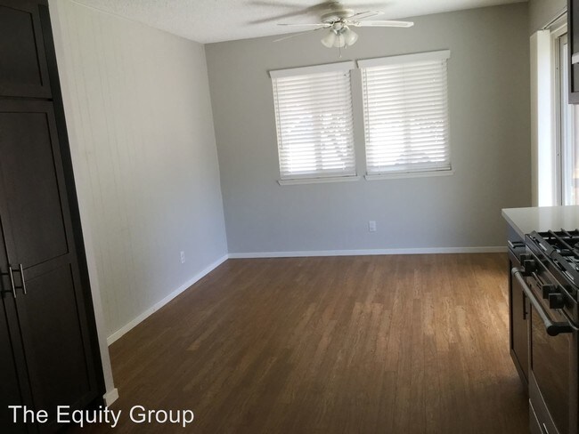 Foto del edificio - 2 br, 2 bath House - 3937 W. Hillsdale