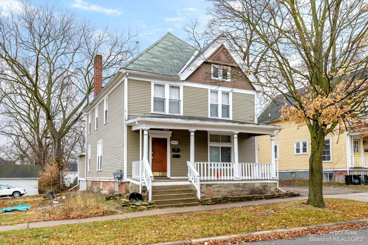 424 Ballard St, Ypsilanti, MI 48197 House Rental in Ypsilanti, MI
