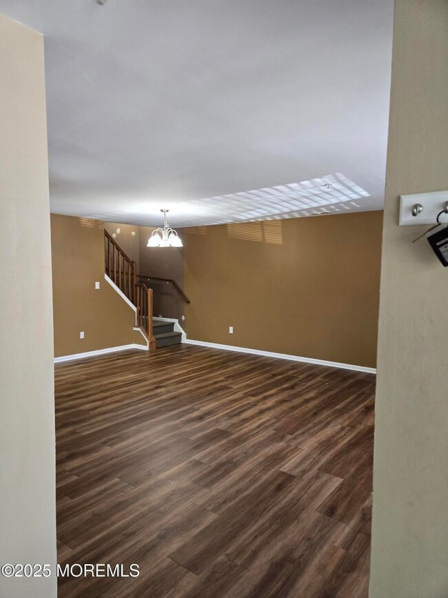 Building Photo - 1502 Saxony Dr