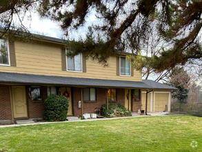 Building Photo - 7085-7085 W Amity Rd