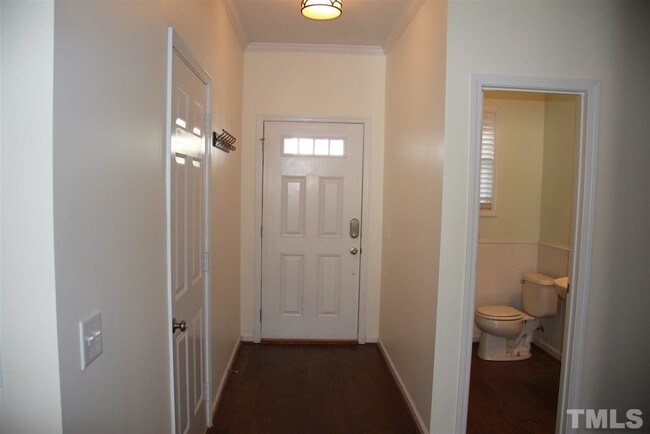 Building Photo - 5547 Nur Ln