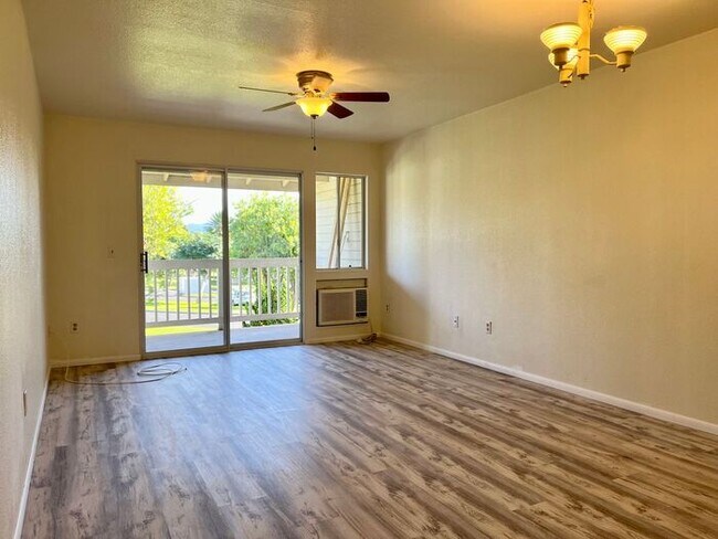 Foto del edificio - Waikele - 2 Bed, 2 Bath Town Home with 2 Parking Spaces