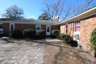 Building Photo - 6454 APPLECROSS AVE