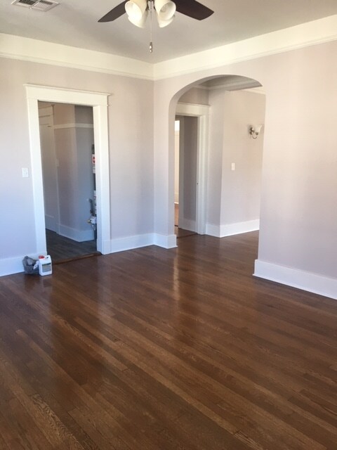 Foto del edificio - 3723 Nashville Ave
