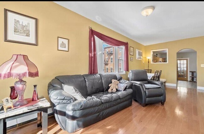 Foto del edificio - 81-83-83 E 22nd St