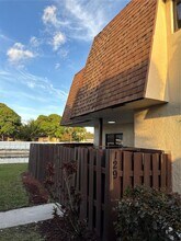 Building Photo - 129 San Remo Blvd