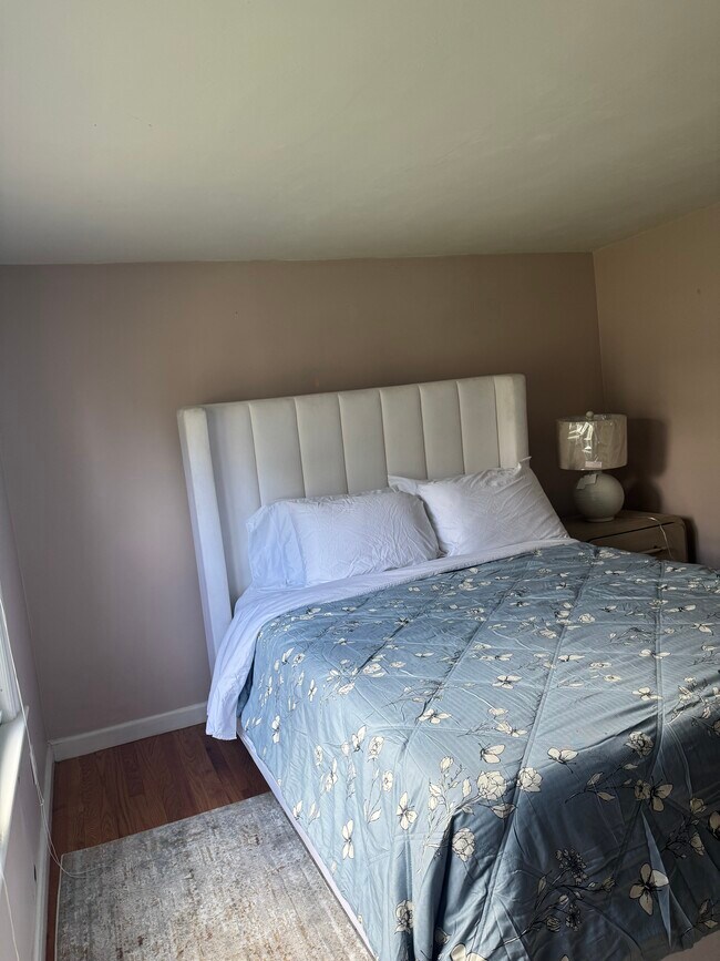 Foto del edificio - 72 Garland St