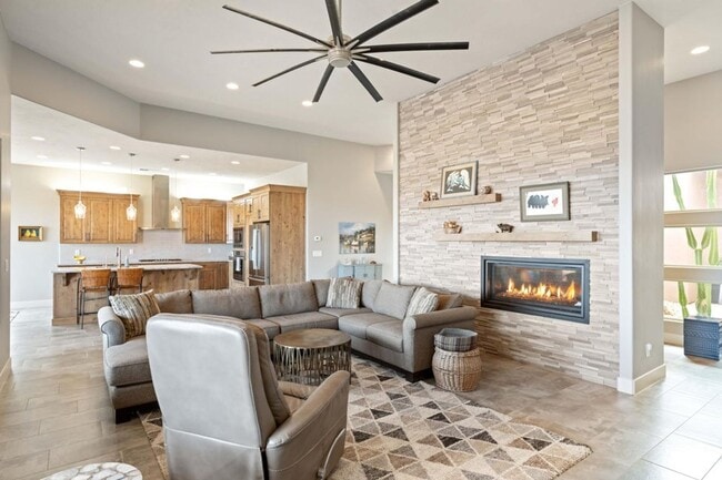 Building Photo - Stunning home with Unobstructed Panoramic Views of Pine Valley Mountain —  6-Month Lease Only