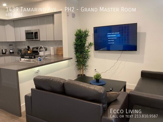 Foto del edificio - Grand Master Bedroom in Hollywood with In-...