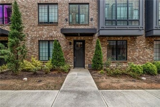 Building Photo - 267 Castleberry Station Dr SW