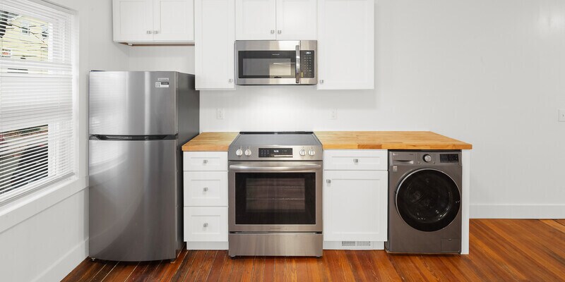 Foto principal - 323 Williams St