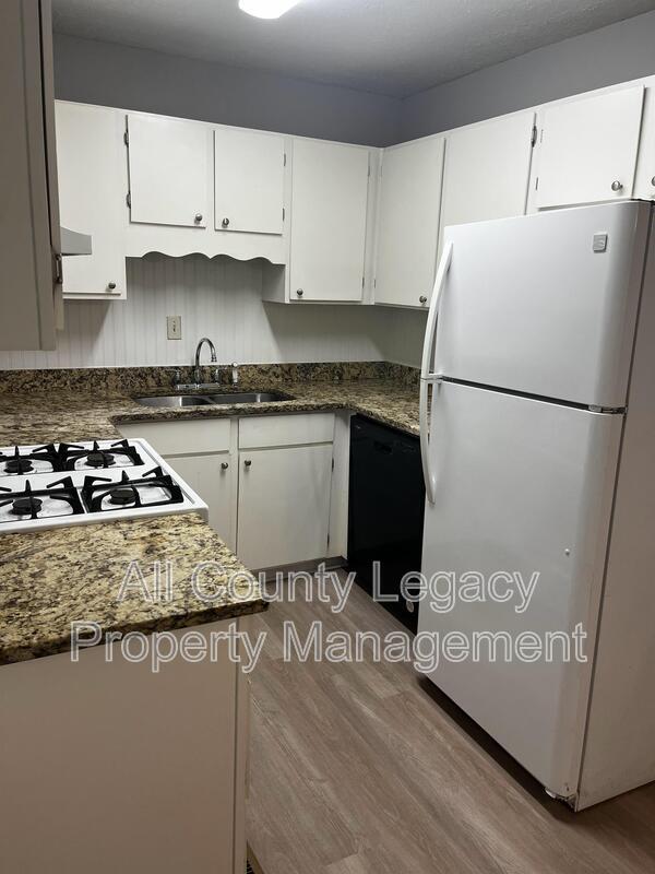 Building Photo - 3127 Destin Cir