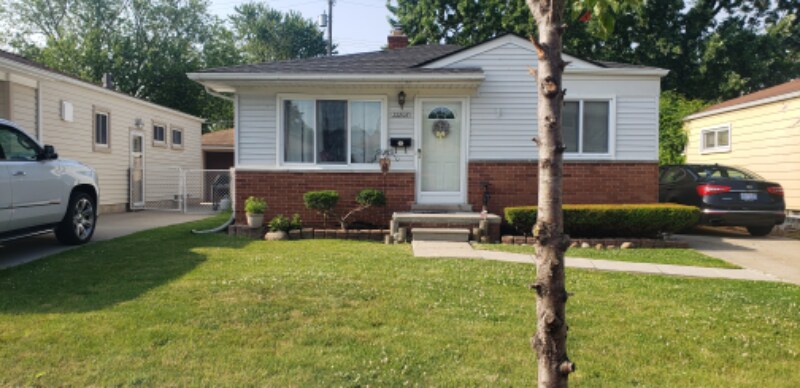 Primary Photo - 22808 Lake Dr