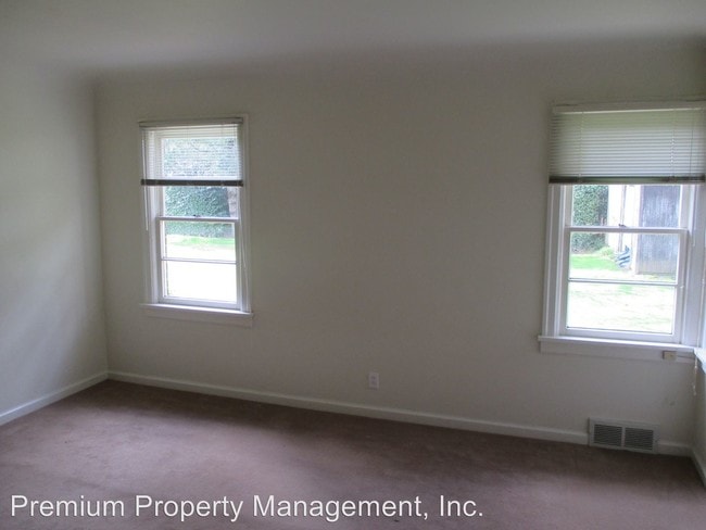 Building Photo - 5 br, 3 bath House - 1505 High St SE