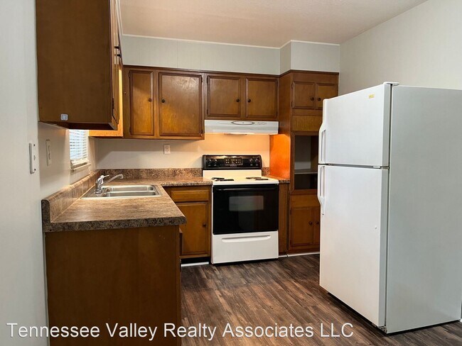 Building Photo - 2 br, 1 bath House - 103 Lee Lane Unit 2