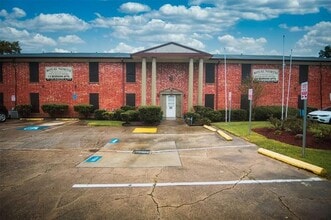 Building Photo - 4422 Weaver Rd