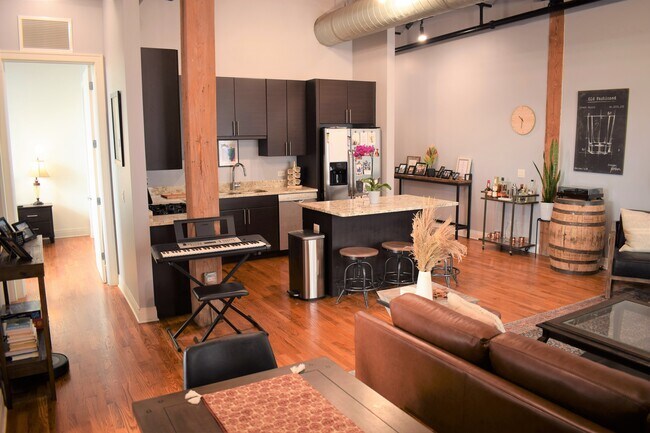 Kitchen view from dining area - 770 W Gladys Ave