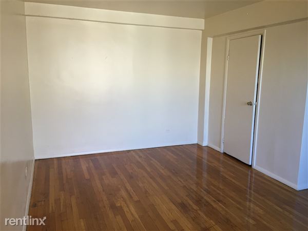 Foto del edificio - 348 E 9th St