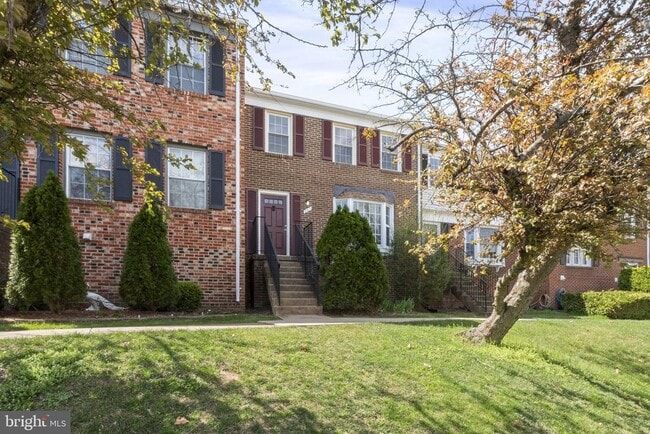 Building Photo - 941 Sherwood Ct