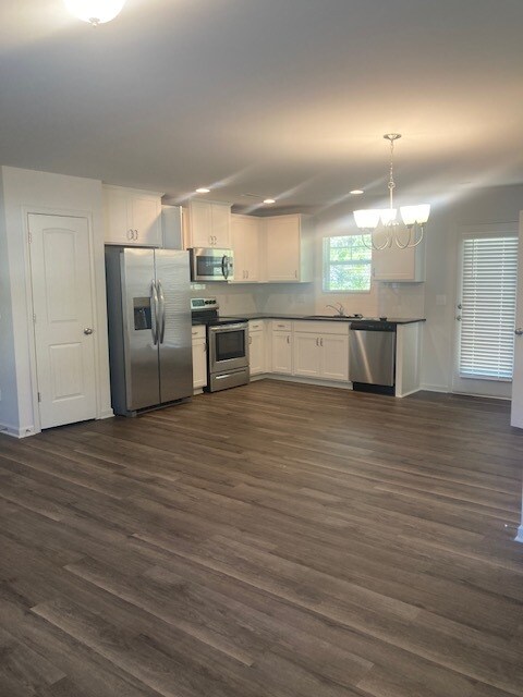 Building Photo - 3161 Misty Ridge Dr