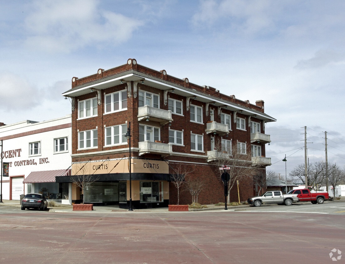 Primary Photo - Curtis Building