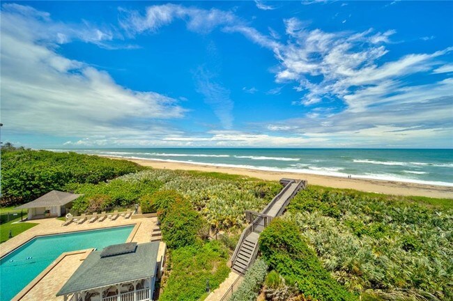 Foto del edificio - 579 NE Plantation Rd