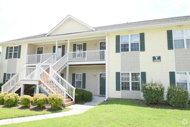 Building Photo - 4610 McClelland Dr