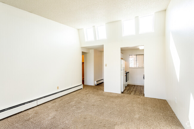 1BR, 1BA - 650SF - The Willows