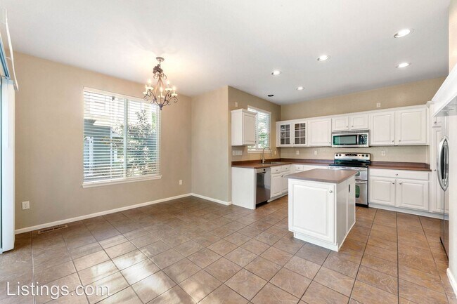 Foto del edificio - 3 br, 3 bath House - 10599 Atwood Circle